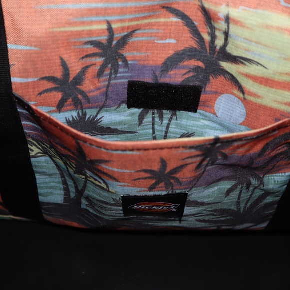 Dickies Duffle Bag - Picture 4 of 11